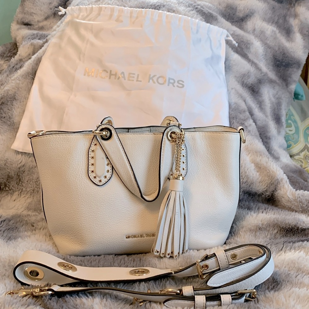 Michael Kors small white/gold hand bag - Picture 1 of 13